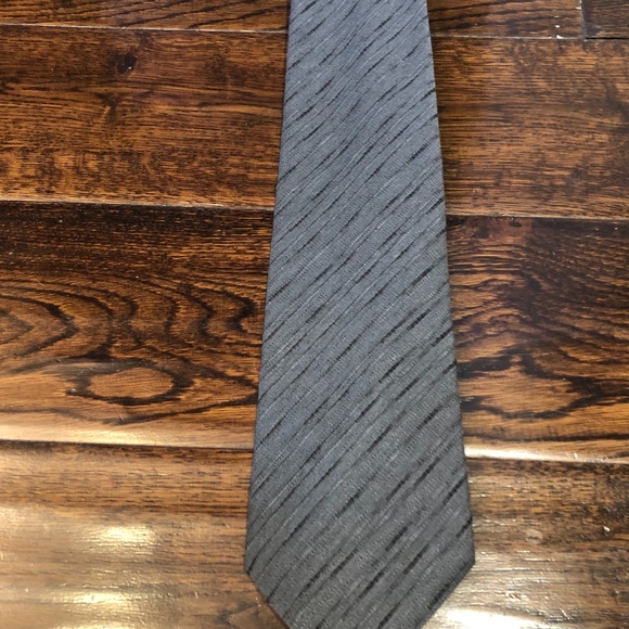Hugo Boss Other - Hugo Boss Gray tie Hugo Boss Other - Hugo Boss Gray tie
